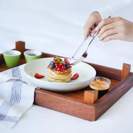 Susona Bodrum, Lxr &