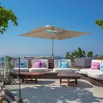 Susona Bodrum, Lxr & Τόρμπα