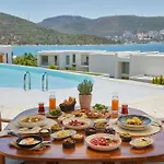 Susona Bodrum, Lxr & 5* Торба