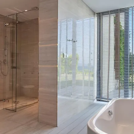 Susona Bodrum, Lxr & توربا