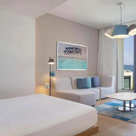 Susona Bodrum, Lxr & منتجع توربا