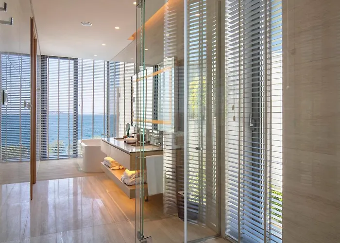 Susona Bodrum, Lxr &