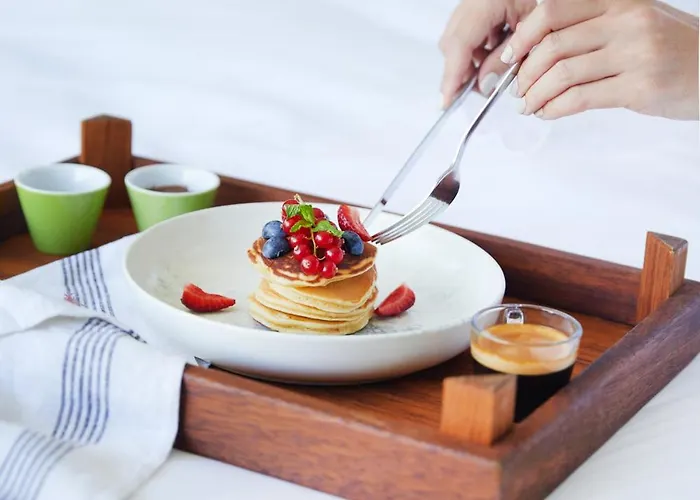 Susona Bodrum, Lxr &